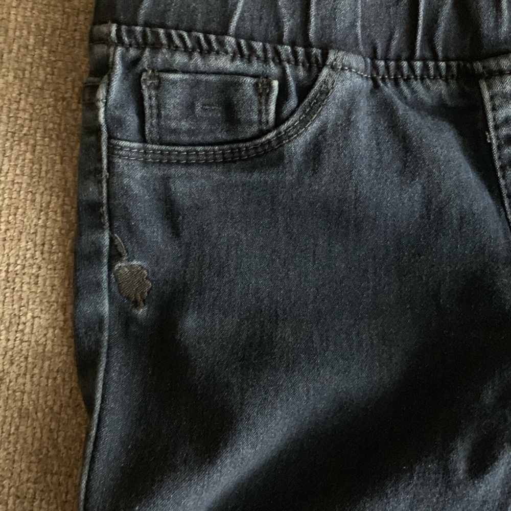 Jeans - Picture 3 of 4